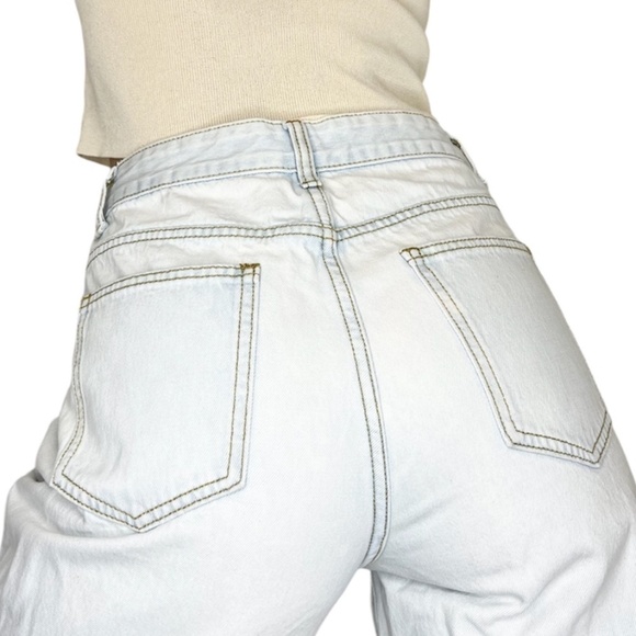 LIONESS Australia light wash high rise wide leg cropped baggy jeans XS - Picture 2 of 11